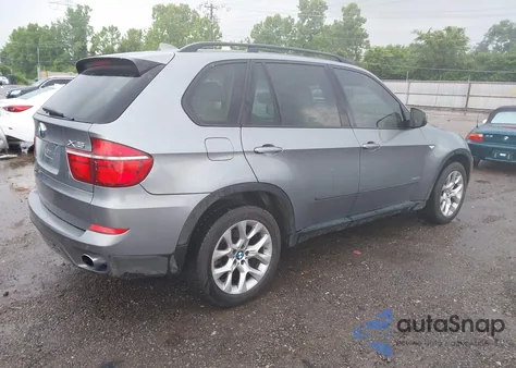 2011 BMW X5 xDrive35I/xDrive35I Premium/xDrive35I Sport Activity from USA, damaged, VIN 5UXZV4C55BL401261